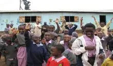 Kenia_Safari_Nairobi_Schulprojekt_Kawangware_Kenia_Kinder