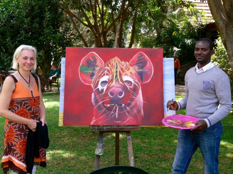 Kenia Safari Nairobi Künstler im Karen Blixen Coffee Garden