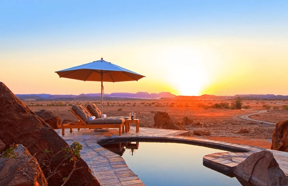 Namibia Safari Twyfelfontein Lodge vip suite sunrise
