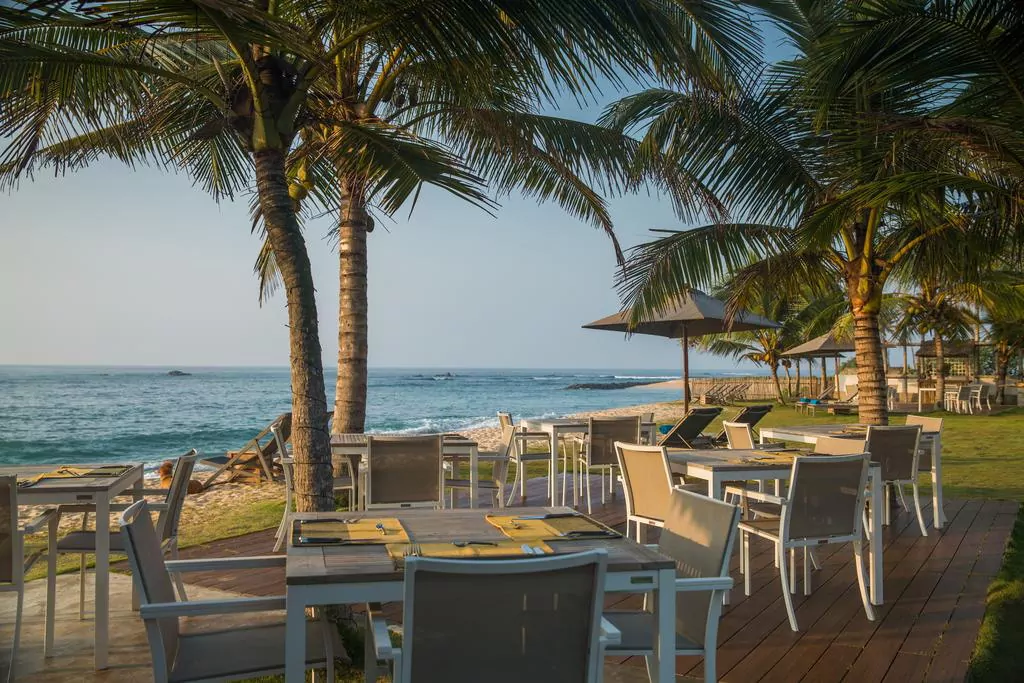 Sri_Lanka_Rundreisen_Kamburugamuwa_Sri Sharavi Beach Villas & Spa_Terrasse