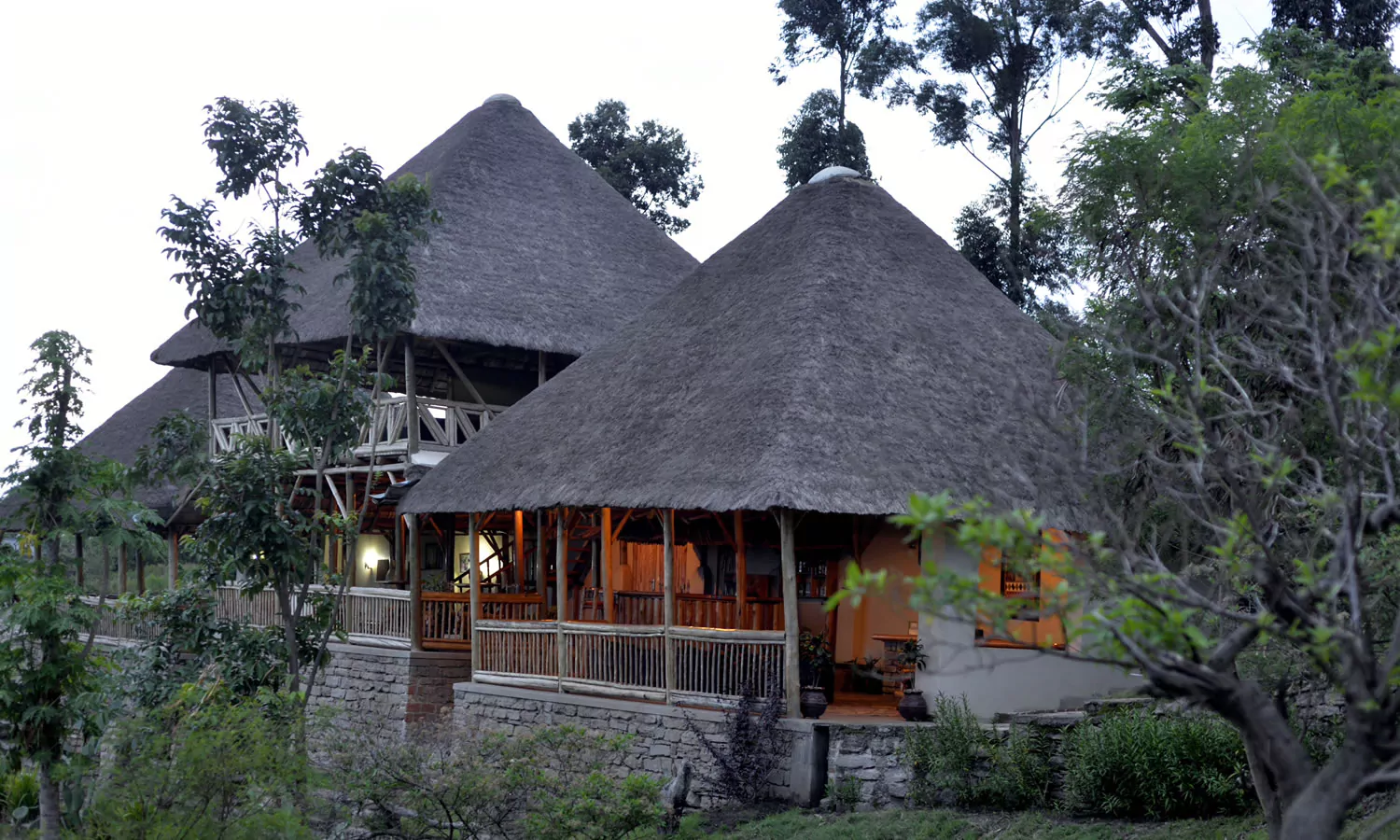 Uganda Rundreise Queen Elizabeth Nationalpark Enganzi Game Lodge Haupthaus