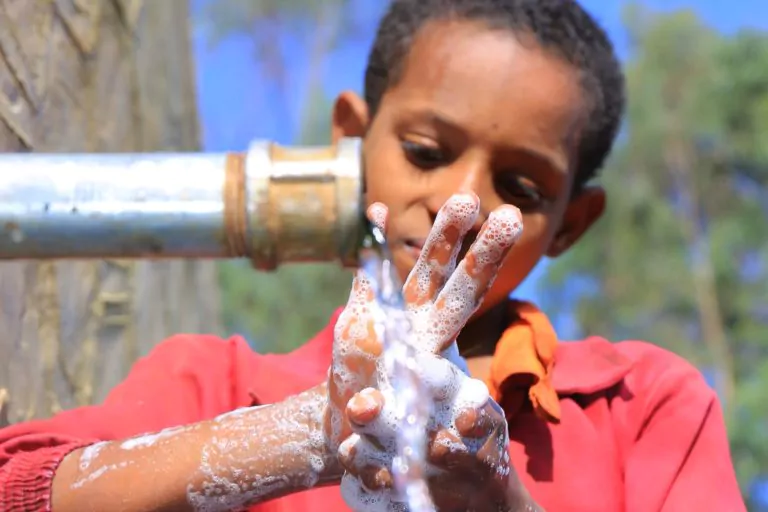 Projektbild_Handwashing-am-Brunnen-in-Aethiopien