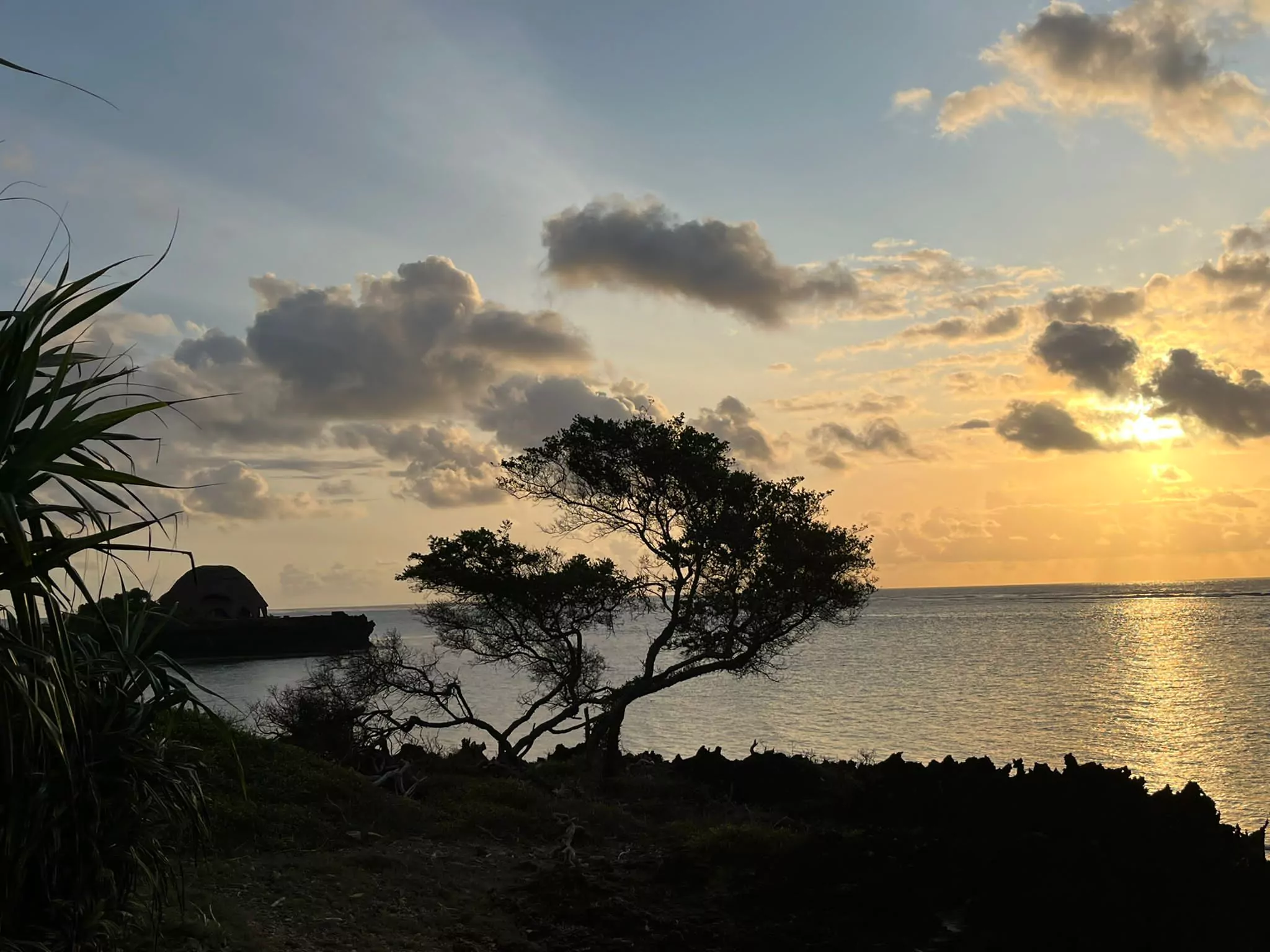 Kenia Hochzeitsreise Chale Island Sonnenuntergang