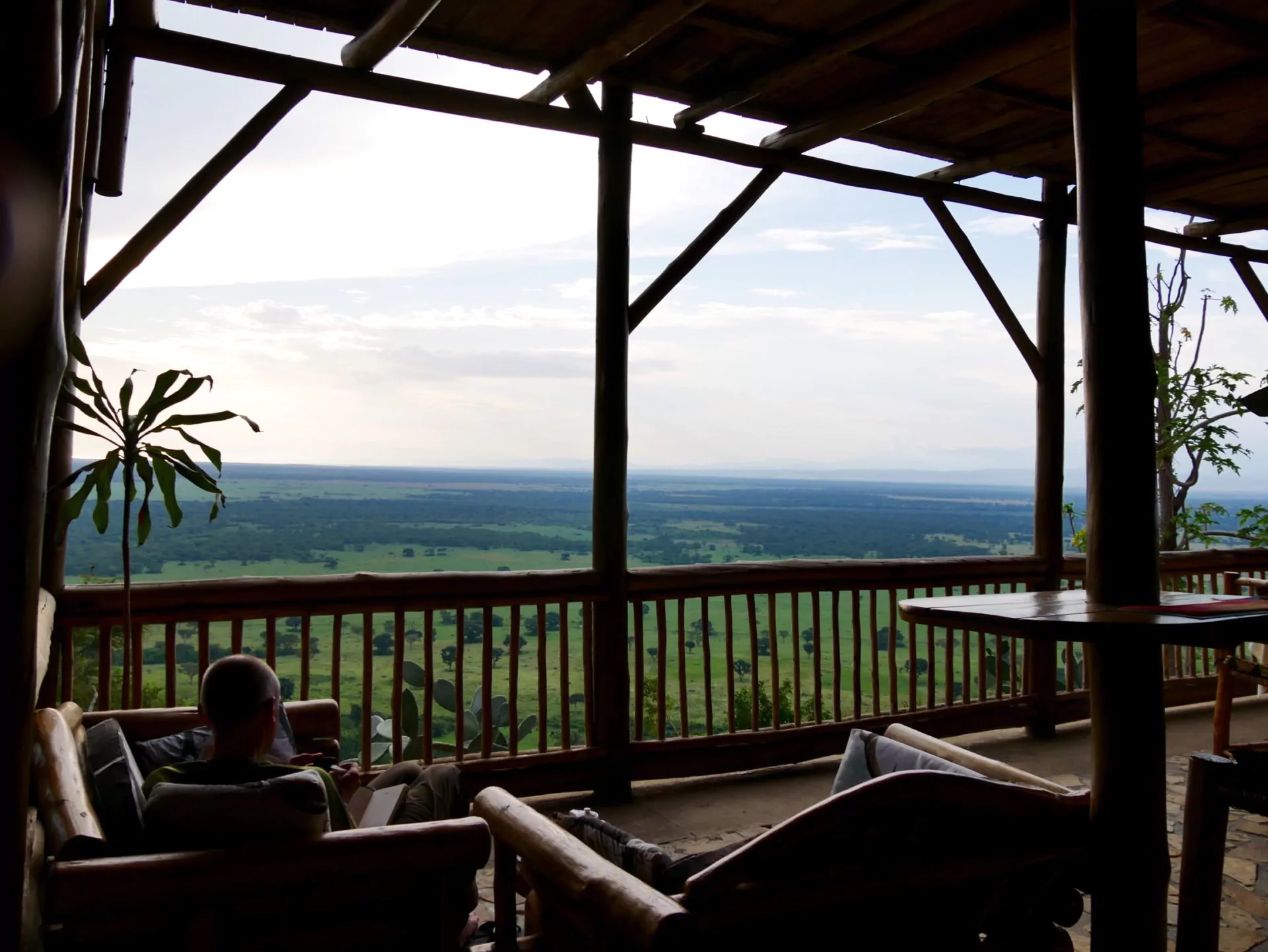Uganda Rundreisen Ausblick-von-der-Enganzi-Lodge