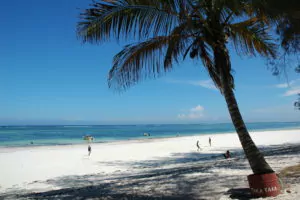 Kenia Baden und Safari Diani Beach Strand am Indischen Ozean