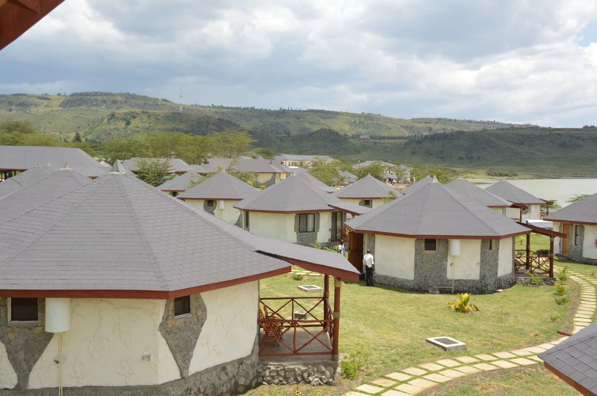 Kenia Safari Sentrim Elementaita Lodge Anlage Hauser von oben