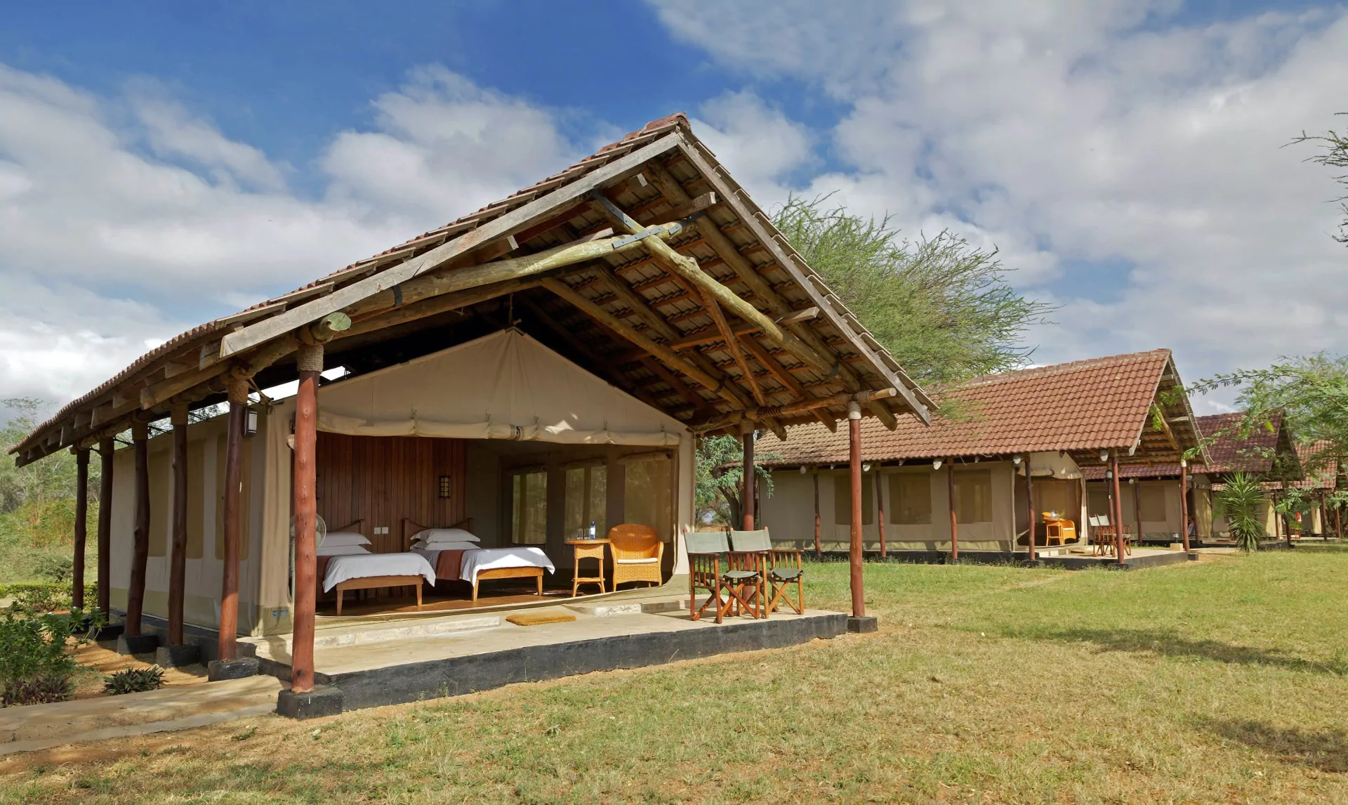Kenia Safari Tsavo Ost Ashnil Aruba Lodge Zelt