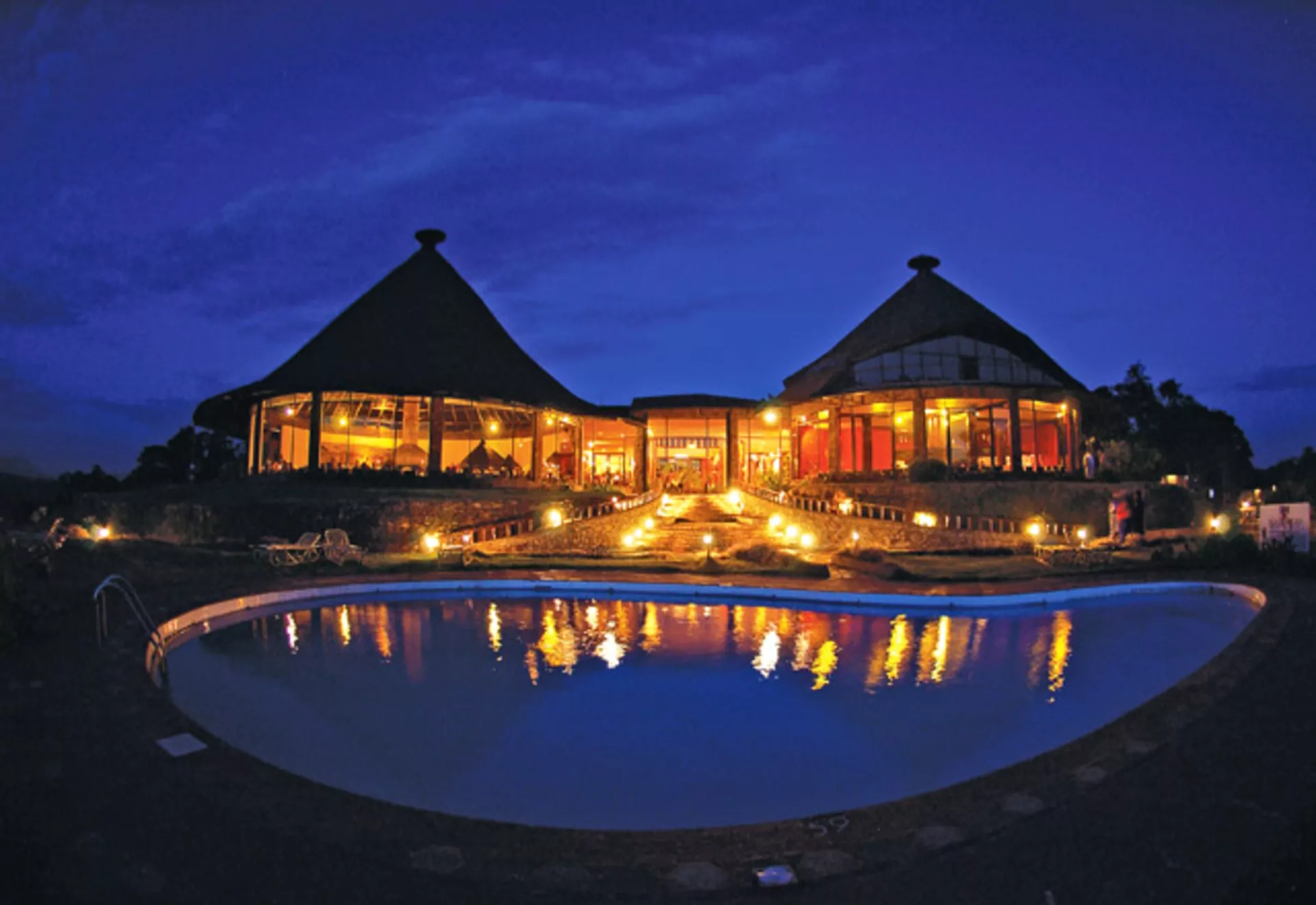 Tansania Safari Ngorongoro Sopa Lodge Aussenansicht