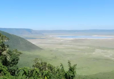 Tansania Selbstfahrer Reise Ngorongoro Wildschutzgebiet Blick in Krater