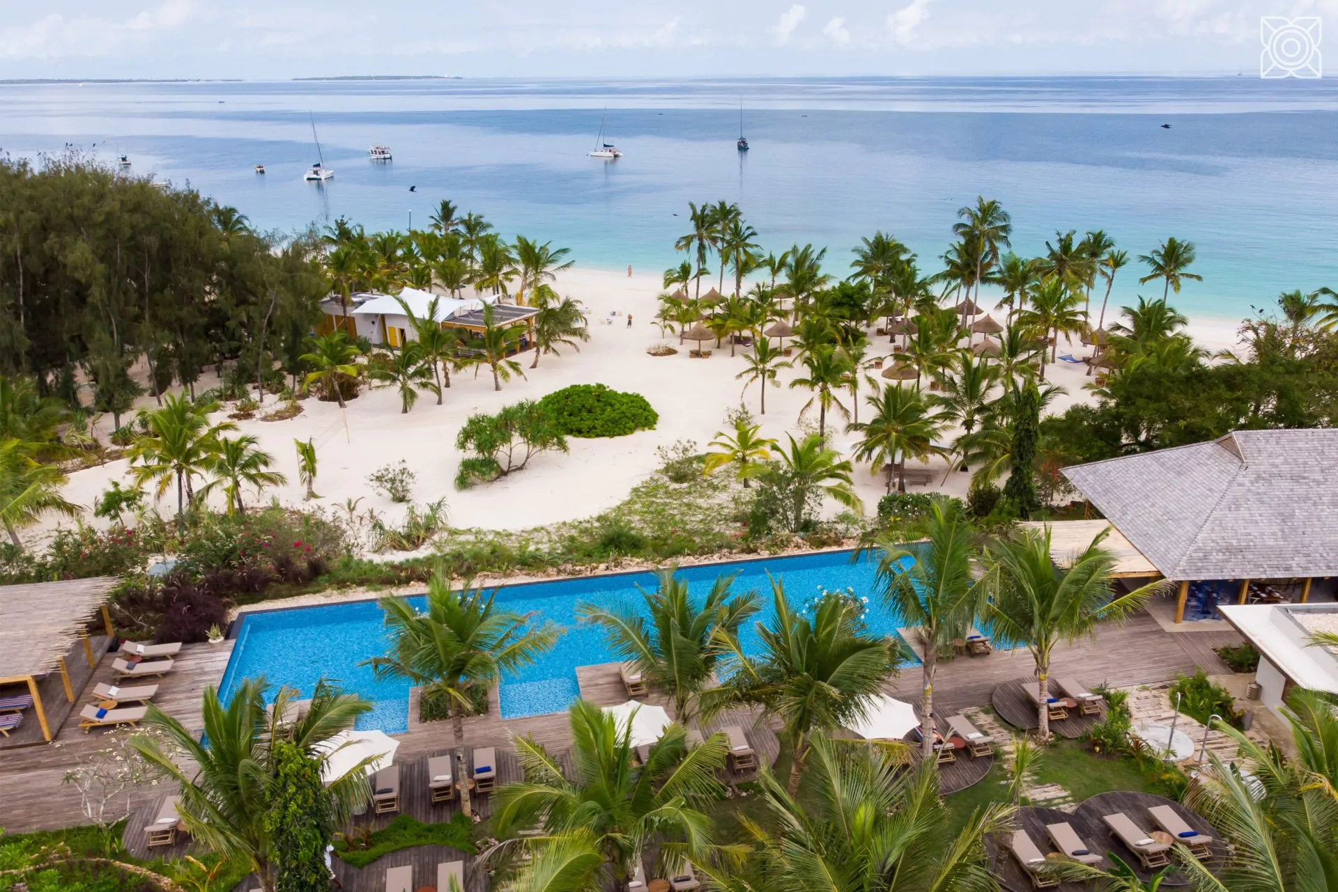 Tansania Safari Strand Sansibar Zuri Zanzibar Hotel Pool von oben