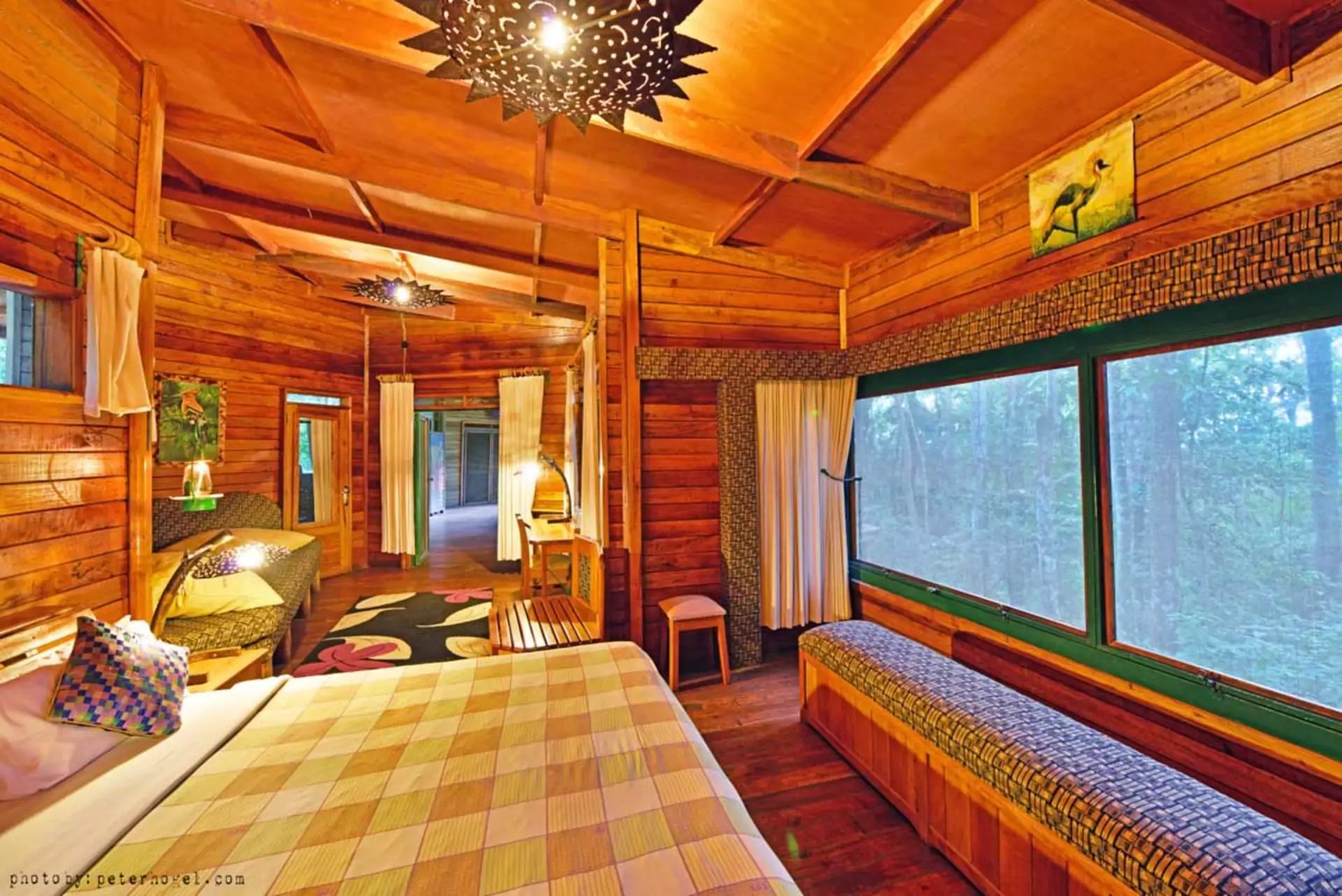 Uganda Rundreise Rainforest Lodge Mabira Zimmer schön