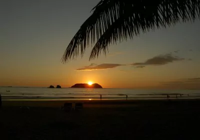 costa rica reisen sonnenuntergang am strand