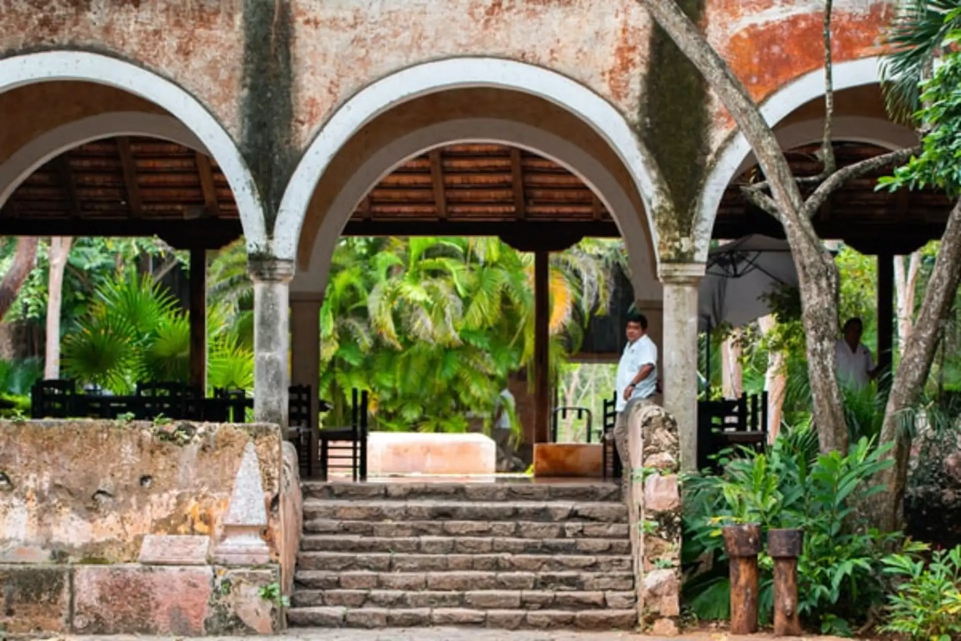 Mexiko Reise Mietwagenreise Yucatan Haciendas Treppe